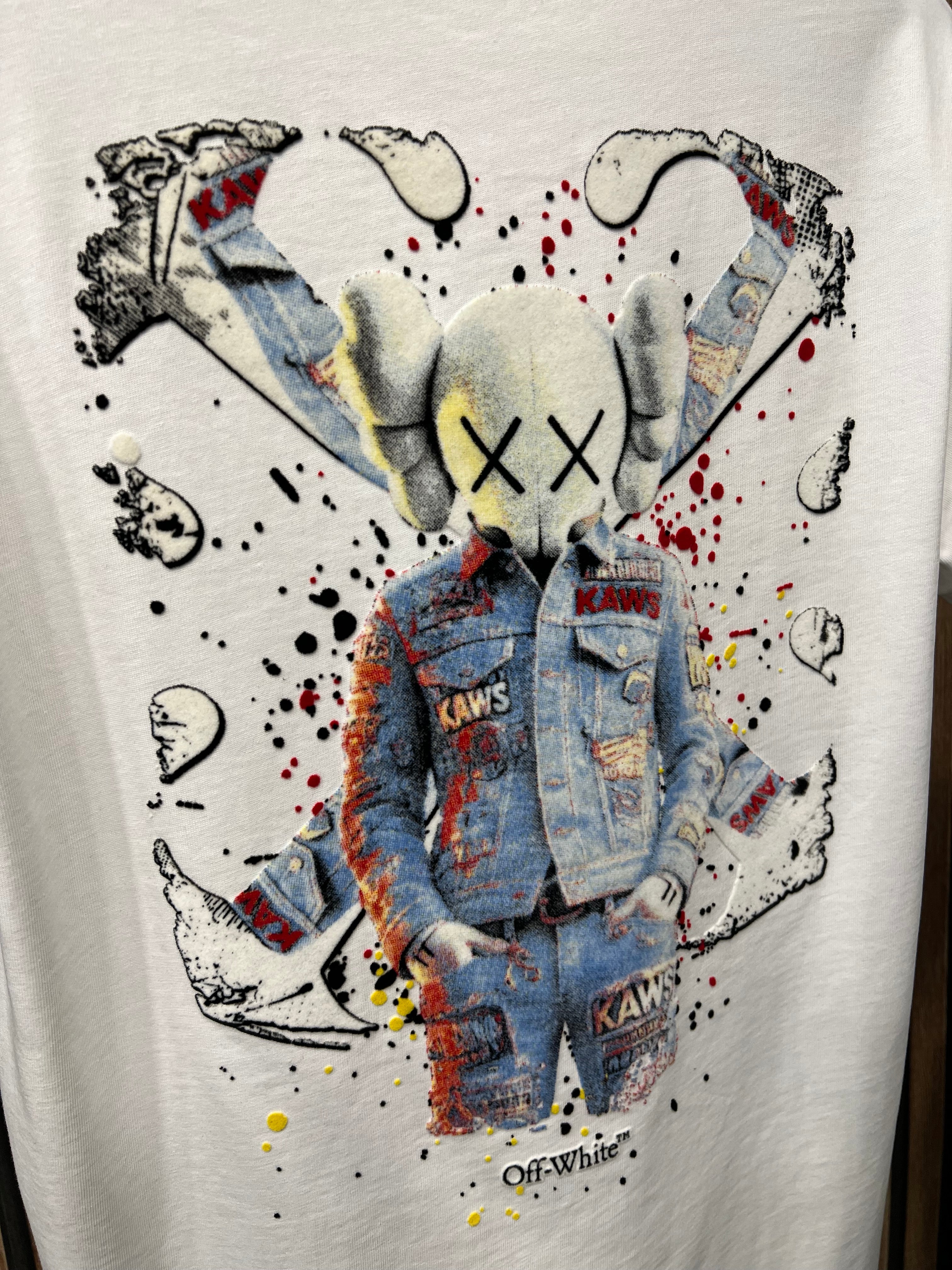 T-shirt Off White Kaws  o-1023
