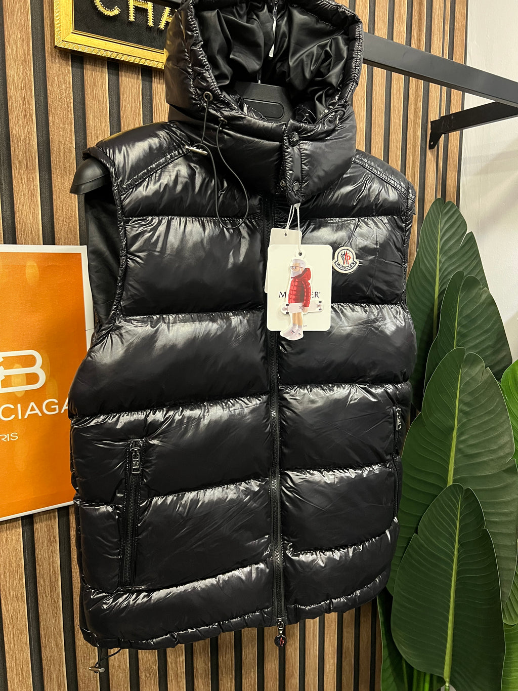Moncler maya αμάνικο m-35