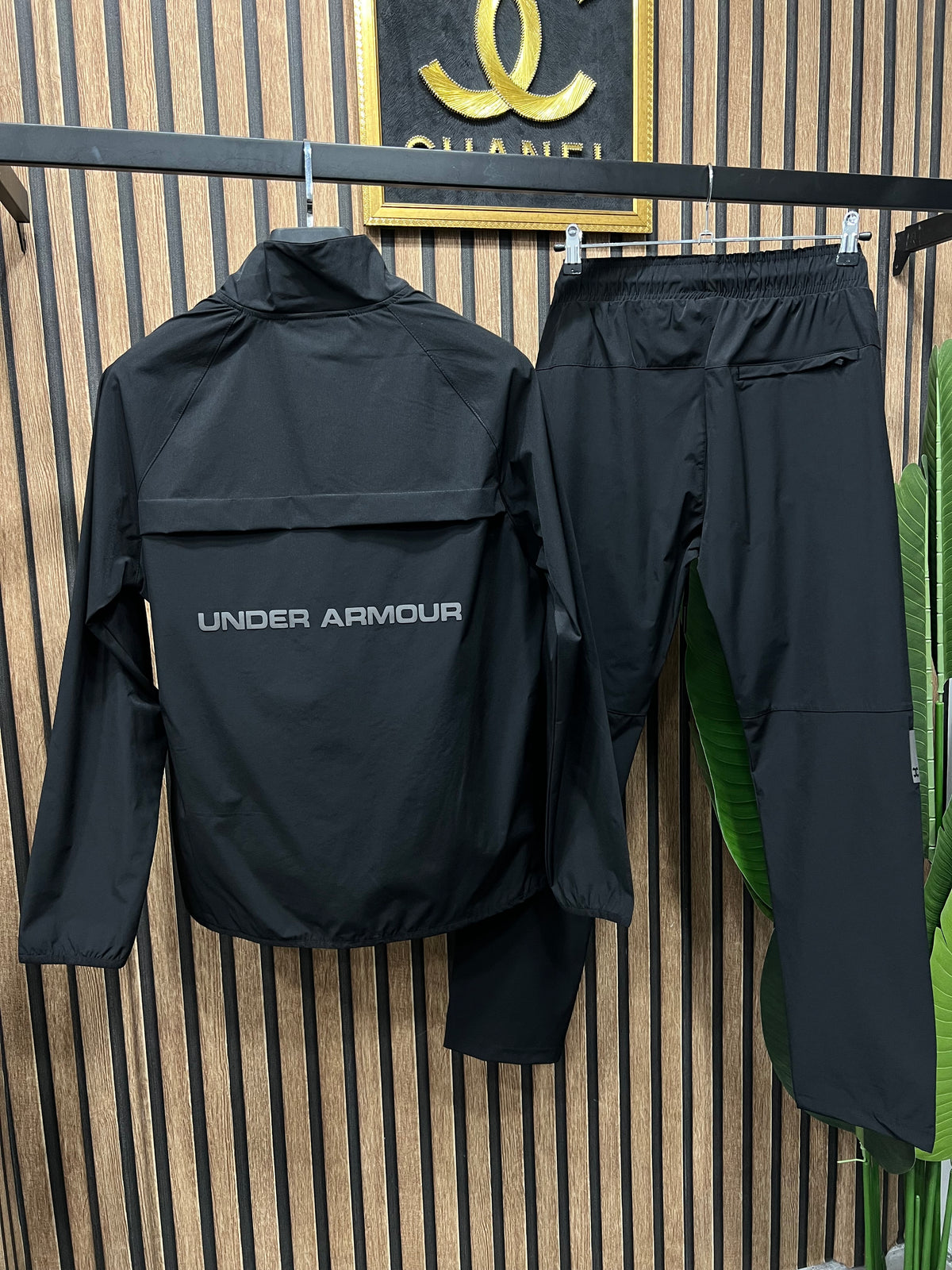 Under Armour σετ αντιανεμικό u-7655