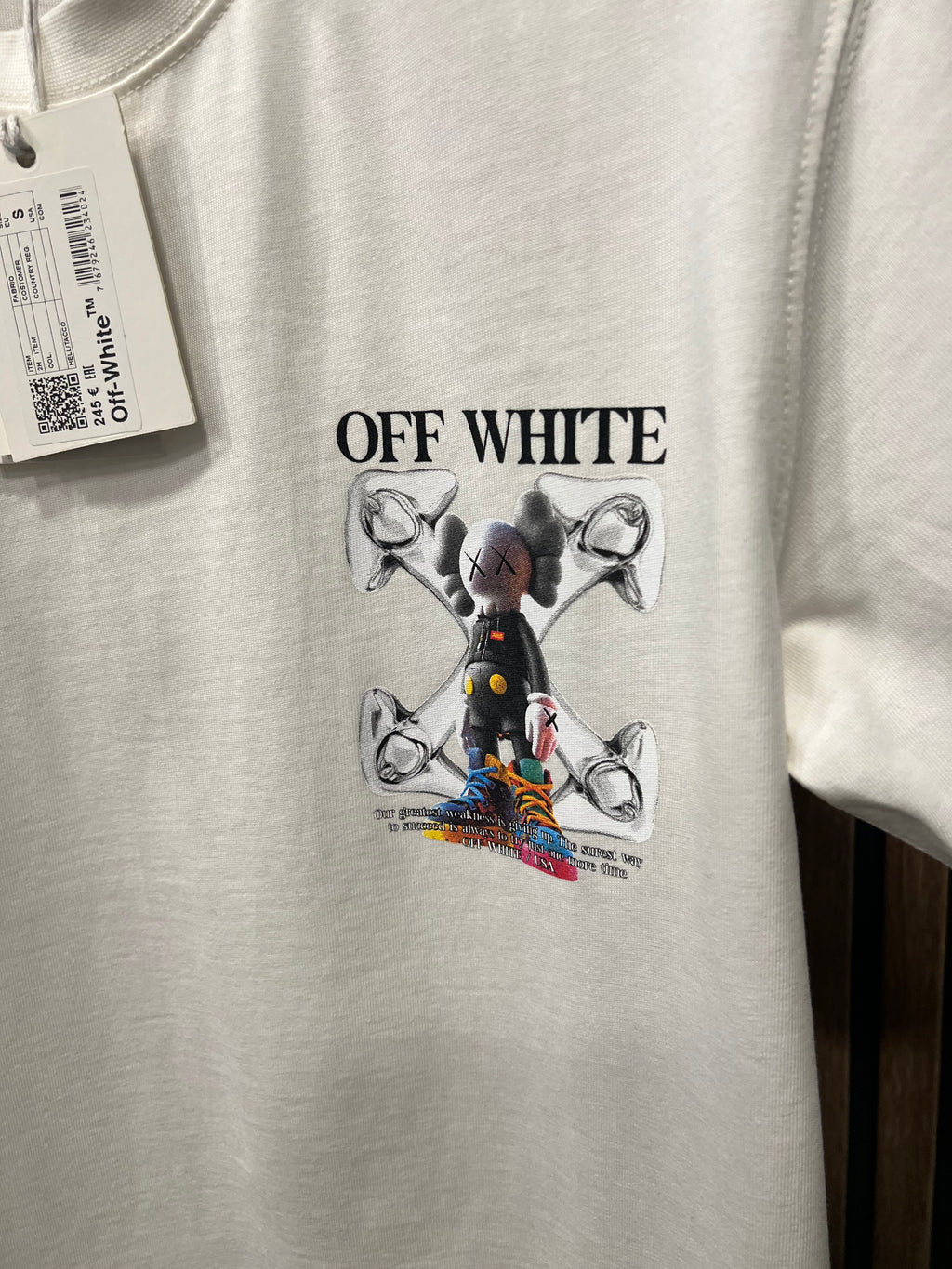 T-shirt Off White Kaws o-1006