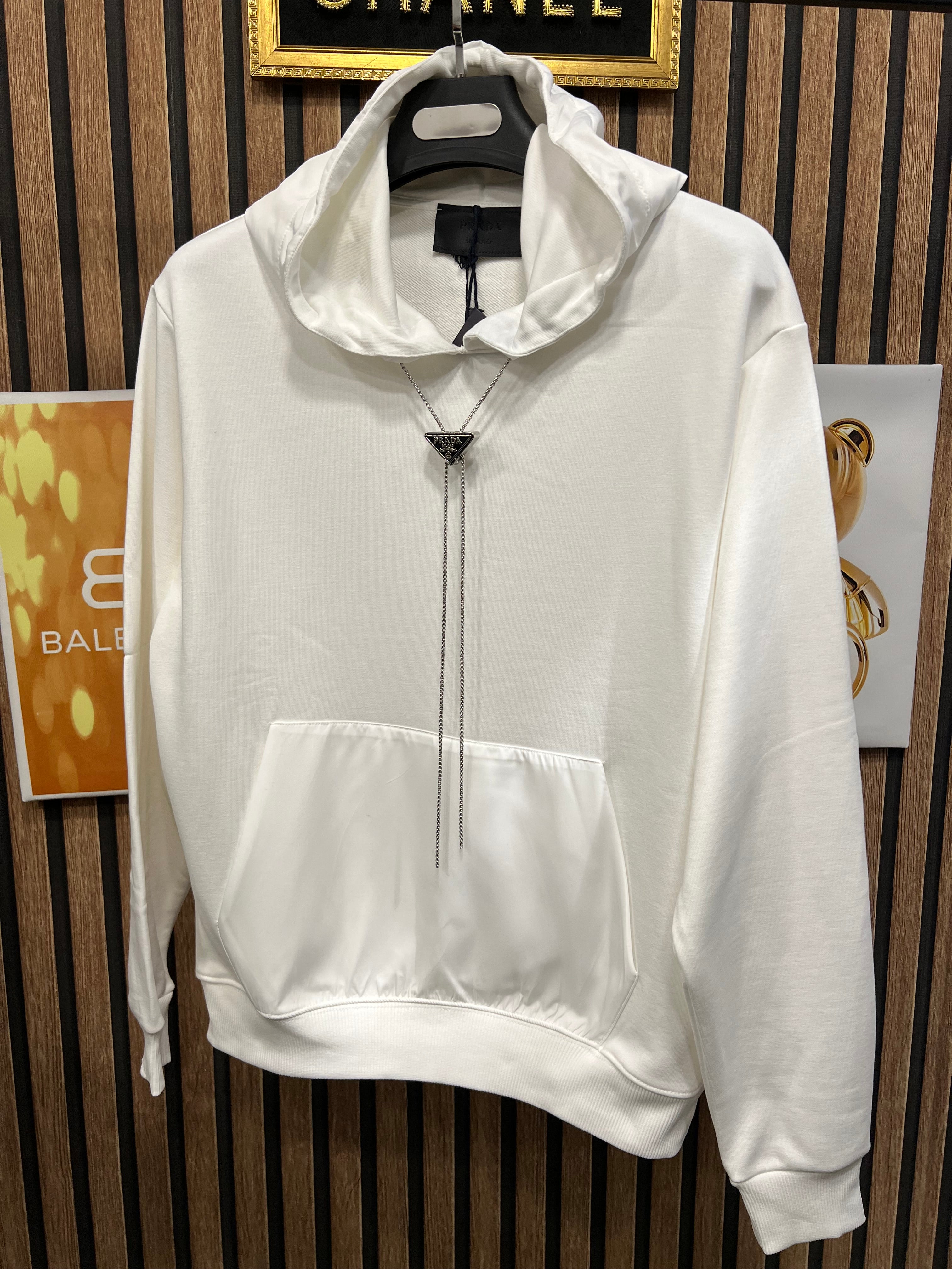 Prada φούτερ με αξεσουάρ p-30