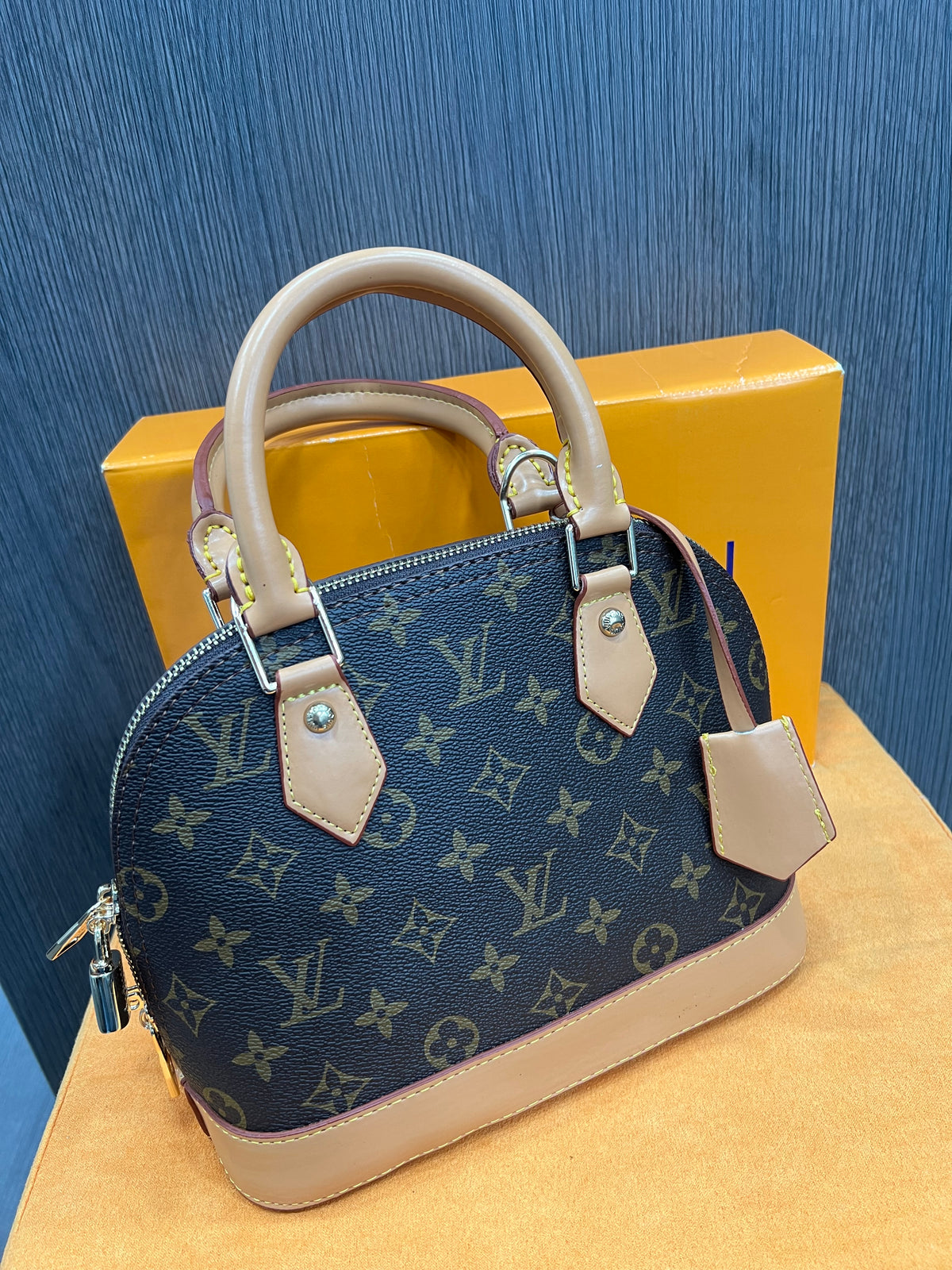 Τσάντα Louis Vuitton Alma BB monogram L-0880