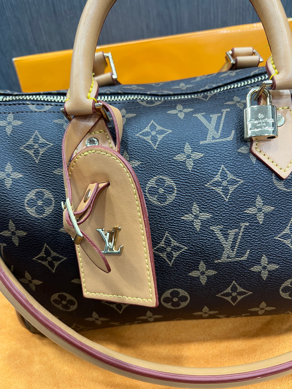 Τσάντα Louis Vuitton  Speedy Bandoulière monogram L-10