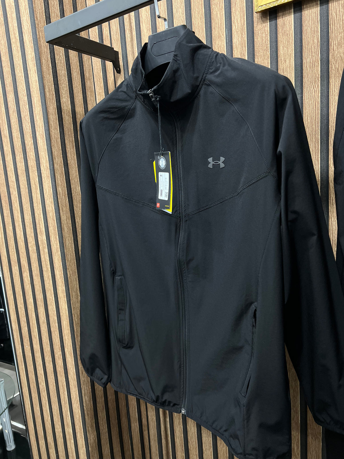 Under Armour σετ αντιανεμικό u-7655