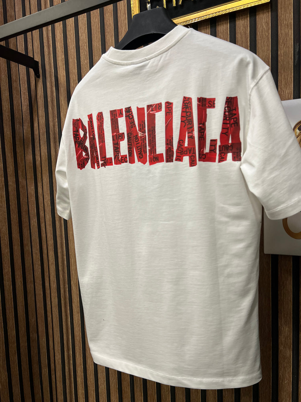 T-shirt Balenciaga b-676