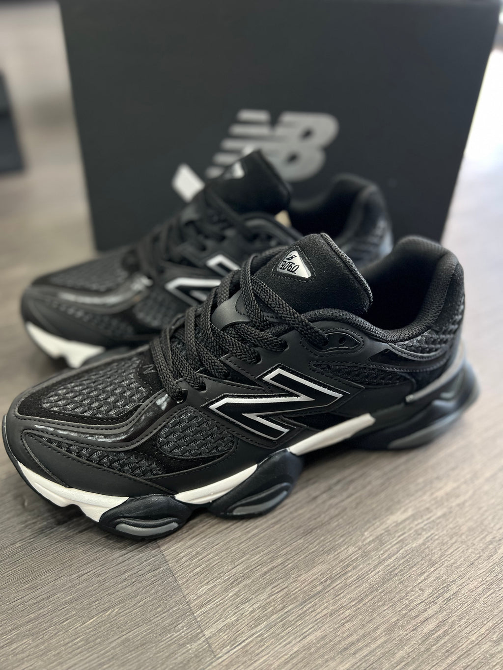 New balance 9060