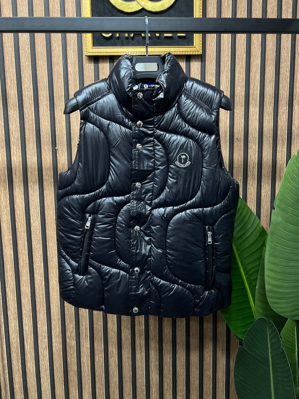 Moncler αμάνικο m-0066