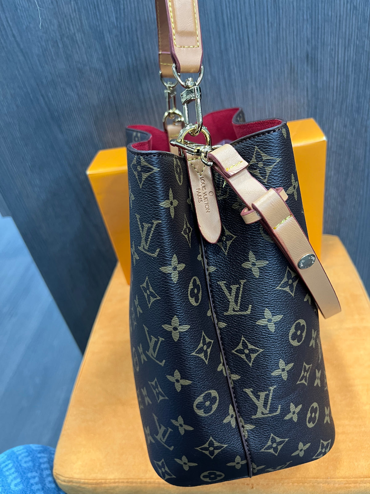 Τσάντα Louis Vuitton NéoNoé bucket bag monogram  Rose Poudrél-0770