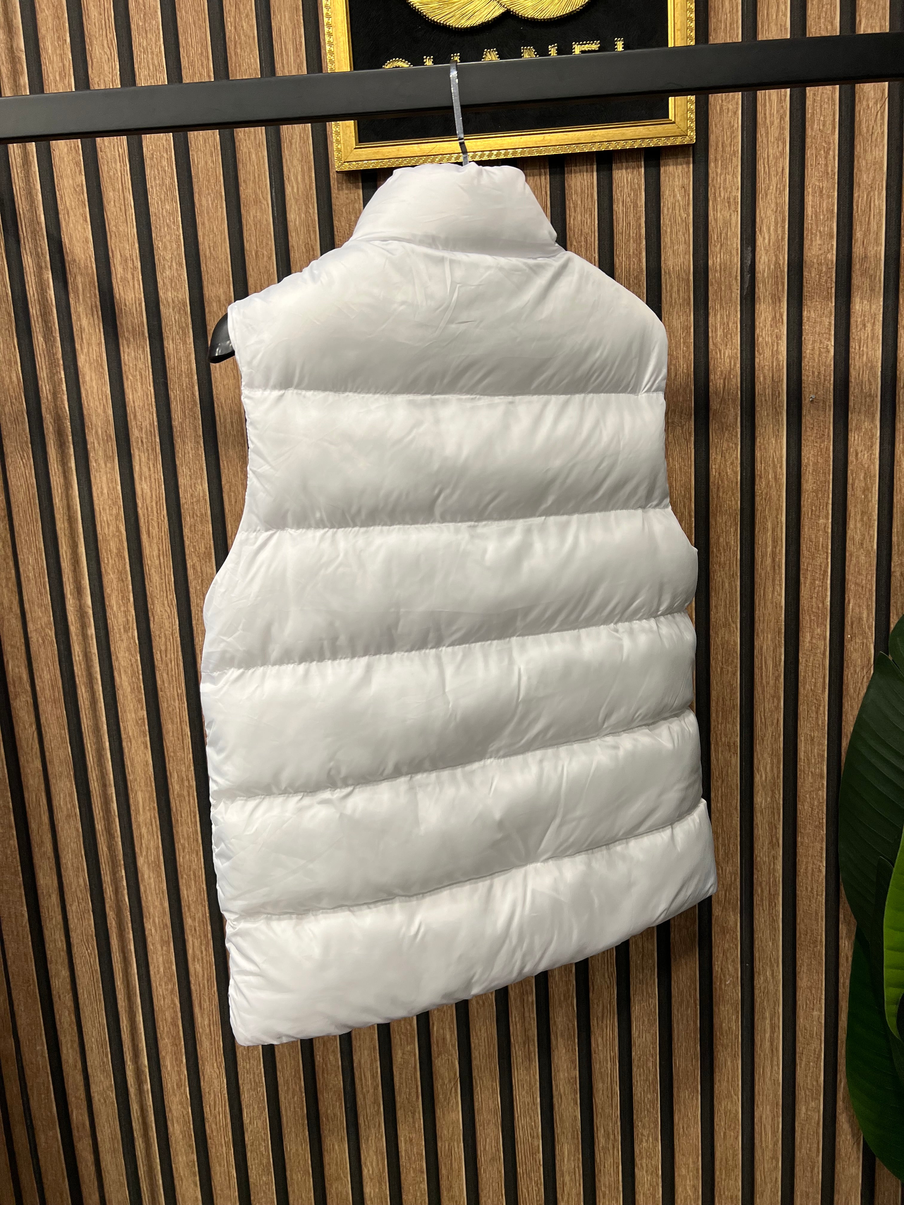Αμάνικο Moncler white m-5443