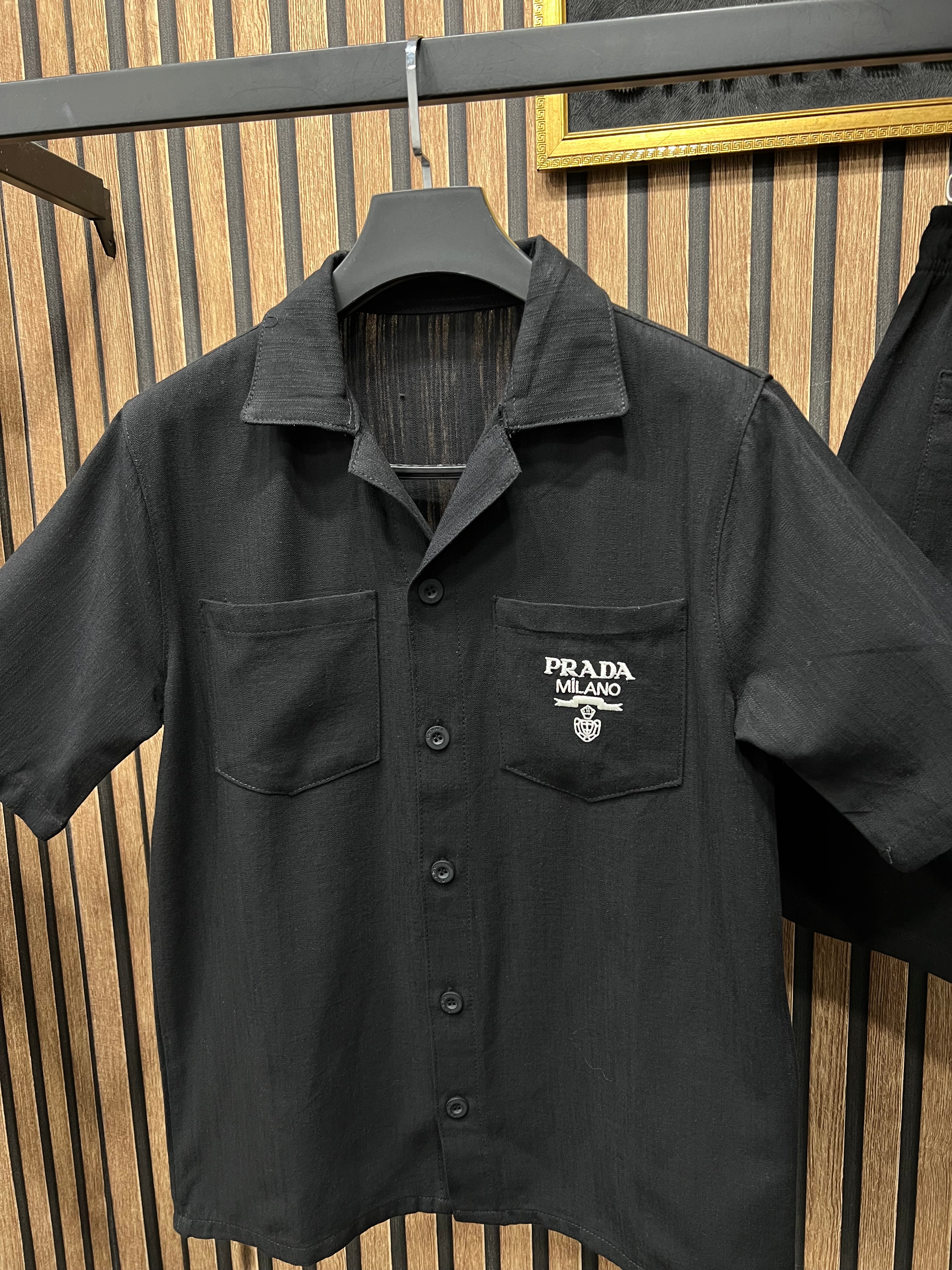 Prada σετ πουκάμισο με βερμούδα p-2783