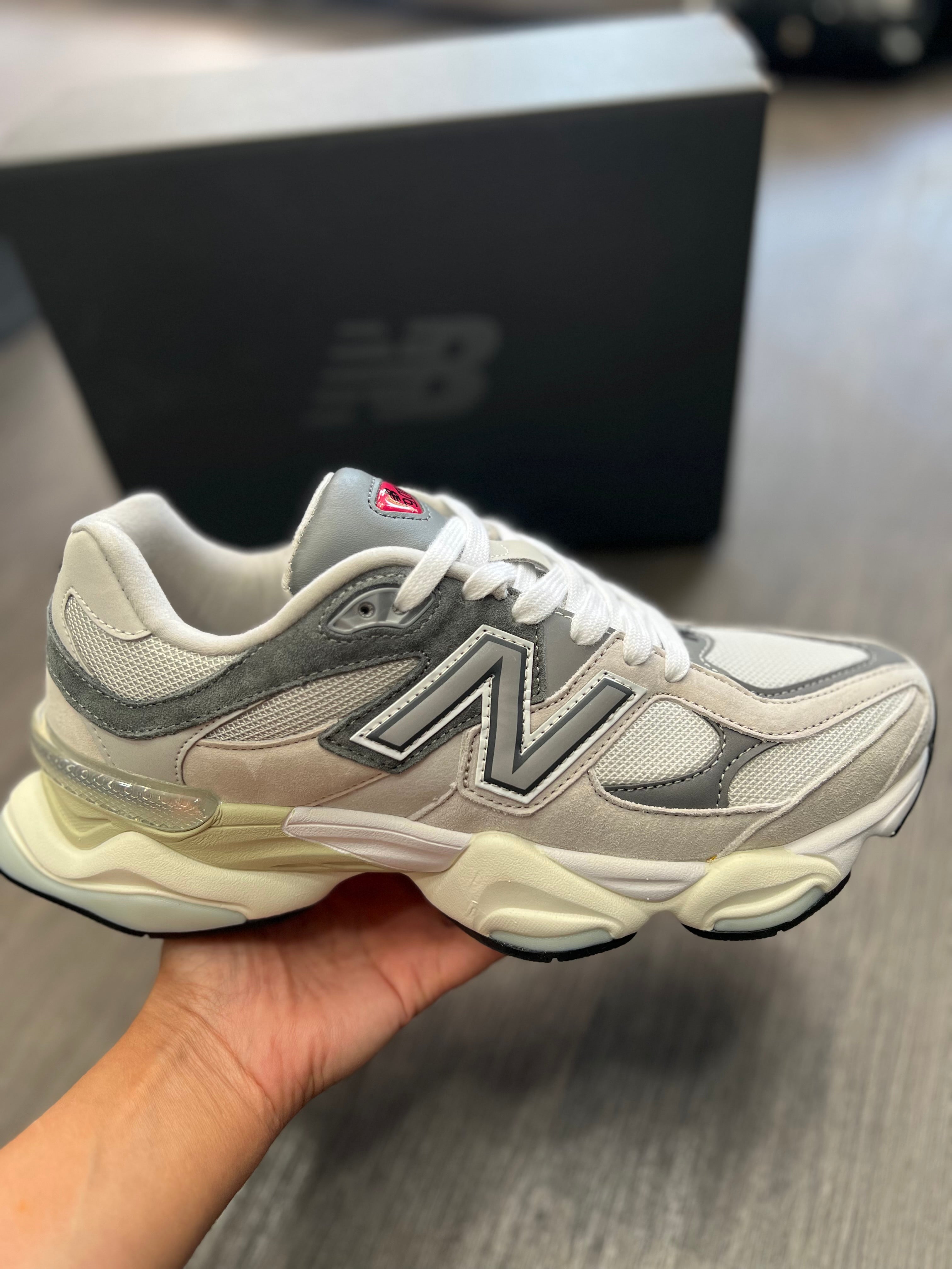New balance 9060