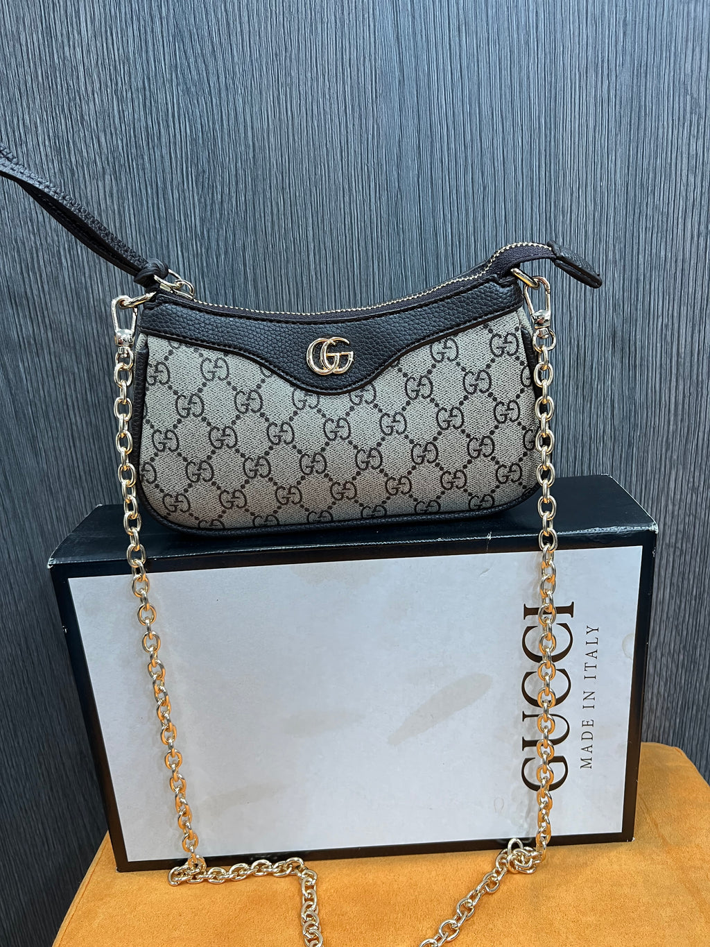 Τσάντα Gucci  Ophidia mini bag  GG Supreme σε μπεζ g-0220