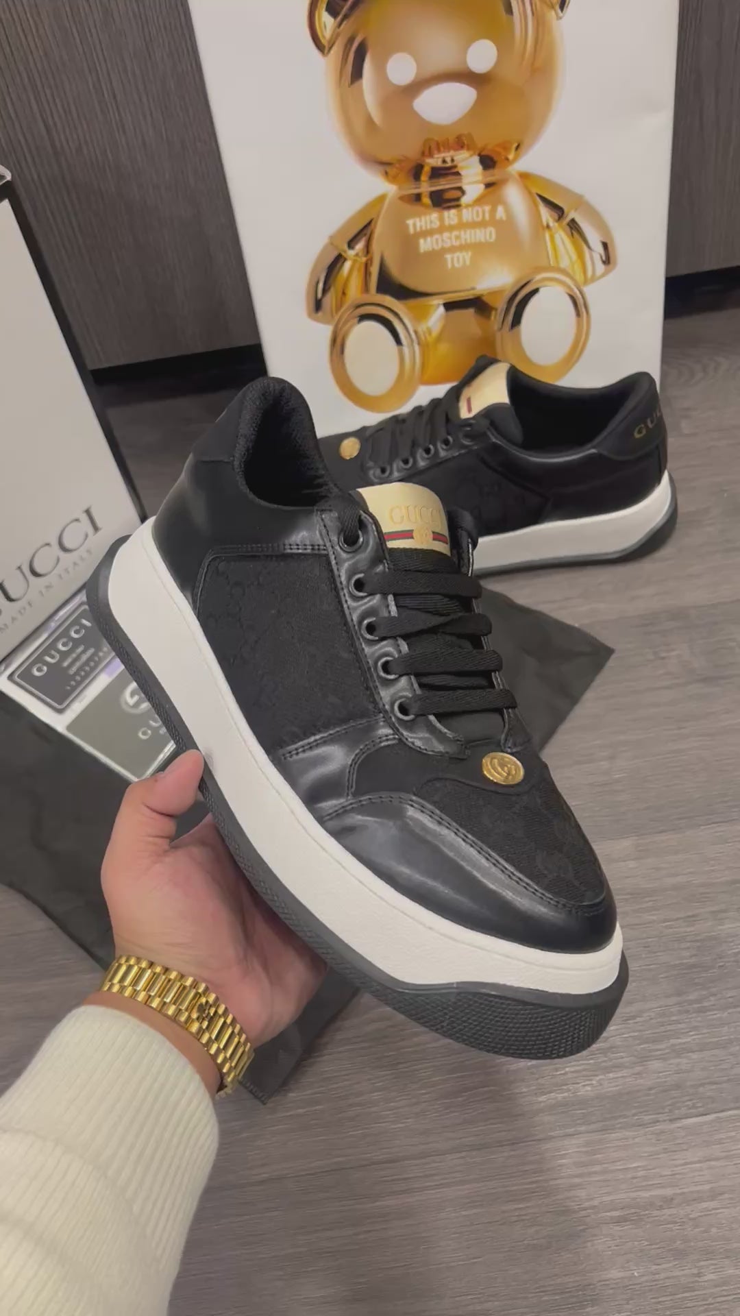 Sneakers  Gucci g-90