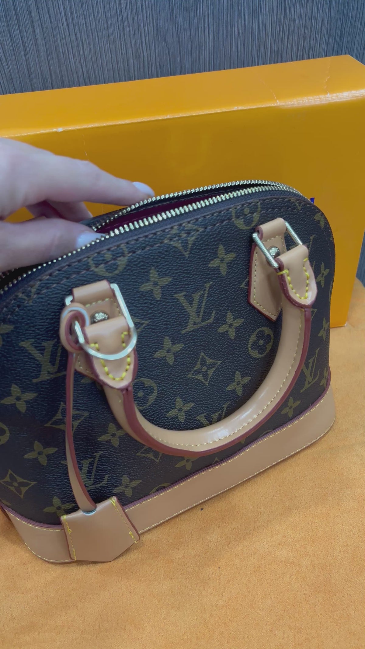 Τσάντα Louis Vuitton Alma BB monogram L-0880