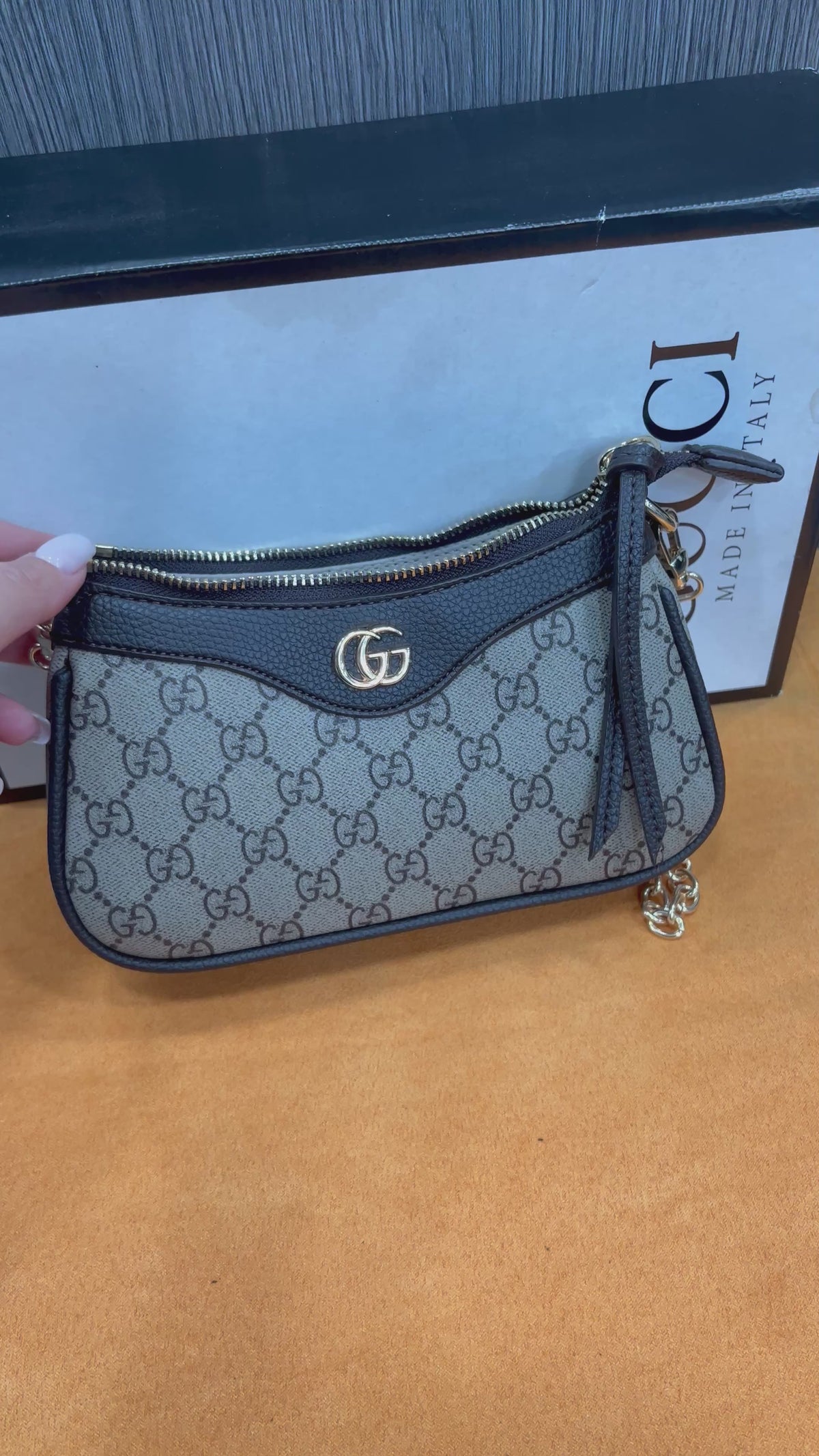 Τσάντα Gucci  Ophidia mini bag  GG Supreme σε μπεζ g-0220